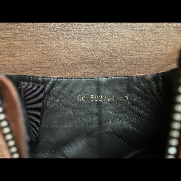 Saint Laurent Wyatt Boots - Picture 5 of 7